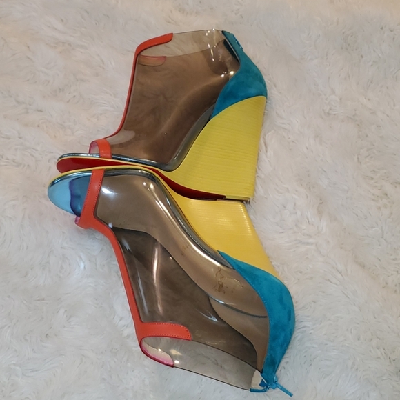 Christian louboutins scuba 100 wedges - Picture 6 of 15